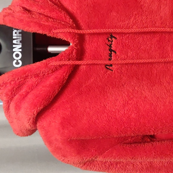 Fluffy "naughty" hoodie - Picture 3 of 8